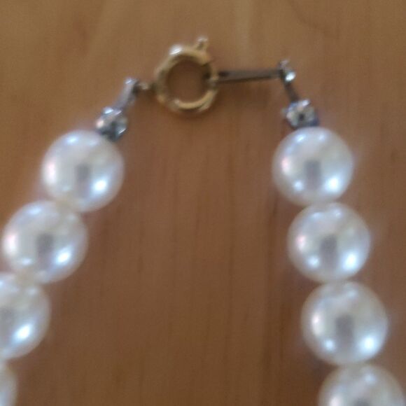 Vintage Japan 15″ Faux Pearl Bead Necklace Japanese‑Made Glass Pearls Elegant - Picture 3 of 4